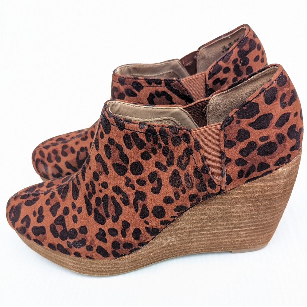 DR SCHOLL'S Harlow brown leopard wedge ankle booties - Picture 11 of 12